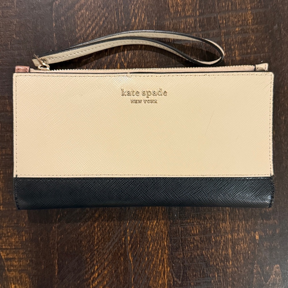 Kate Spade Two-Tone Saffiano Leather Wristlet Wallet Beige Black - Picture 5 of 8